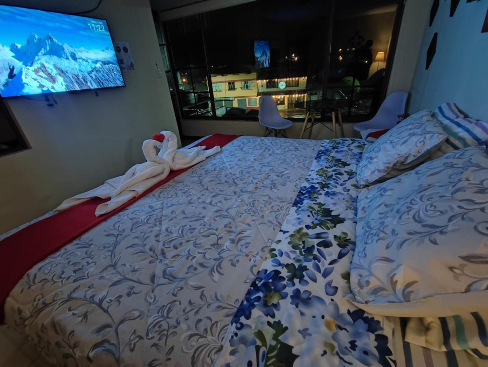 Turi Suite Con Jacuzzi, Centro De La Ciudad Baños Eksteriør billede
